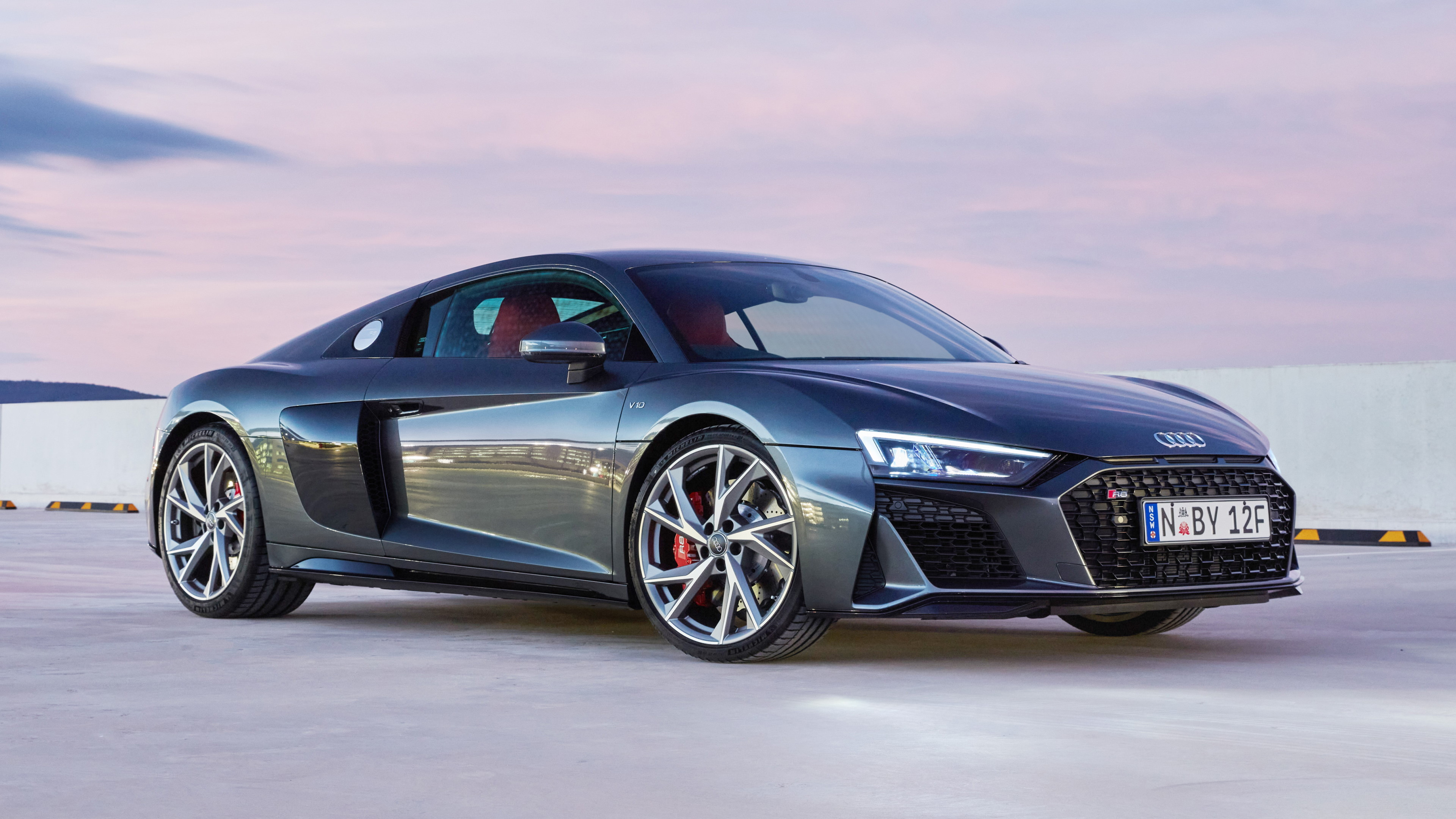 How Much It Cost To Rent Audi R8 Coupe V10 In Dubai