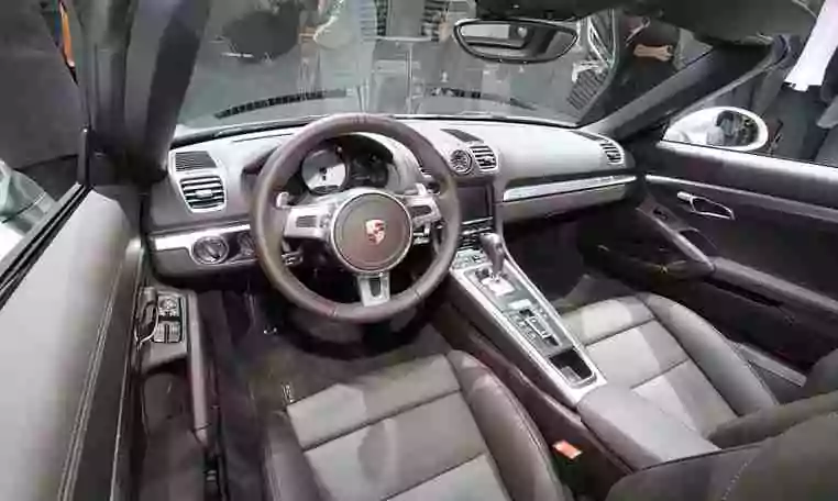 Drive A Porsche Boxster In Dubai
