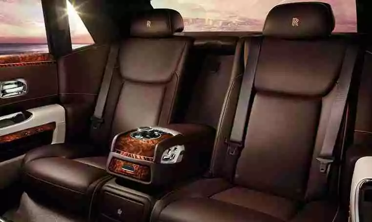 Rolls Royce Ghost ride in Dubai 
