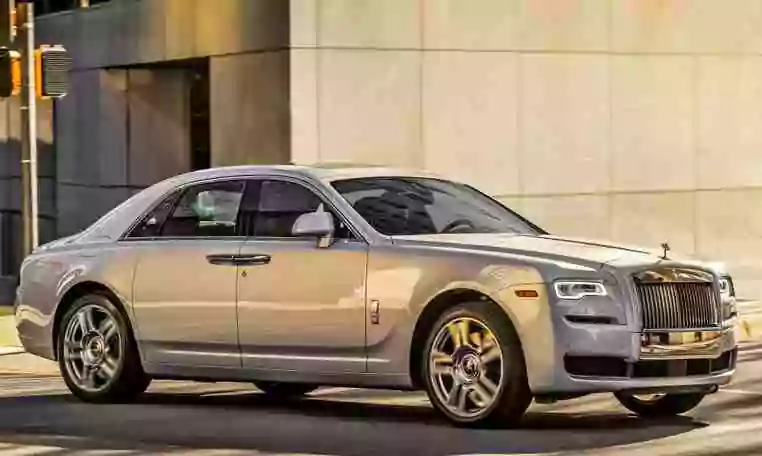 Rolls Royce Cullilan ride in Dubai 